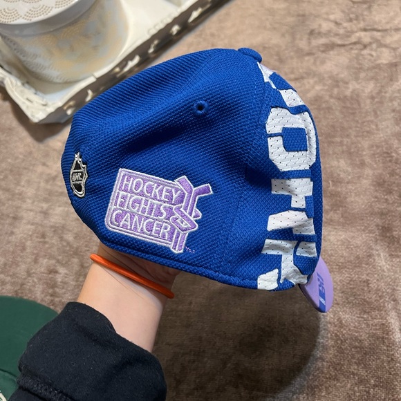 Reebok New York Rangers Hat - Limited Edition Purple & Bright Blue Cap - Picture 3 of 8